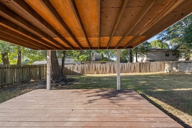 Building Photo - 12130 La Salle Oaks