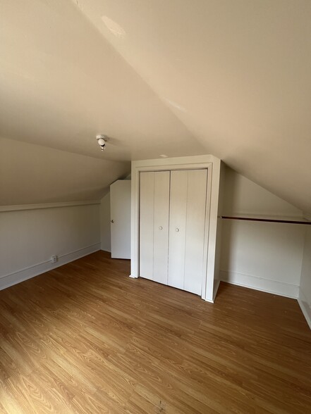 Upstairs bedroom - 557 Washington St