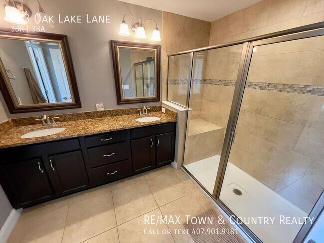 Building Photo - 673 Oak Lake Ln