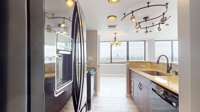 Building Photo - 3525 Sage Rd