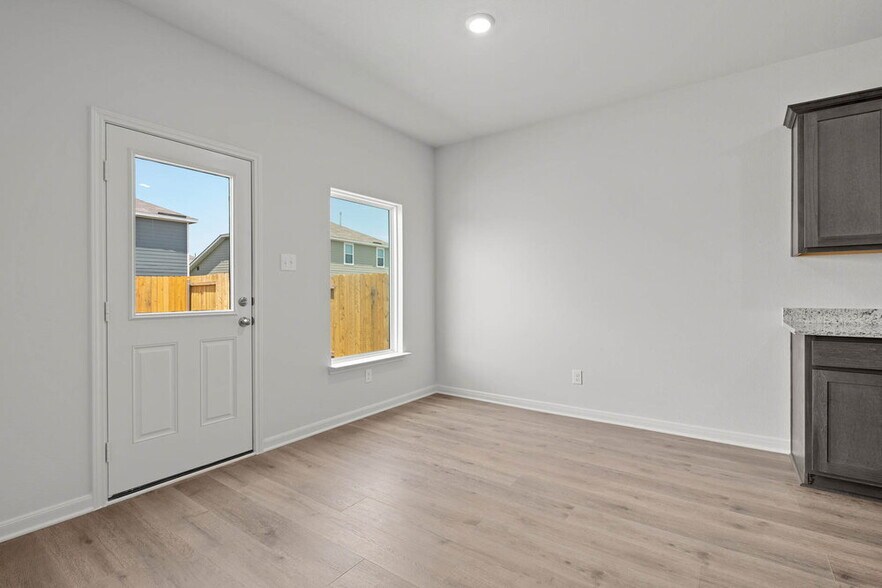 Building Photo - 1320 Tilton Dr