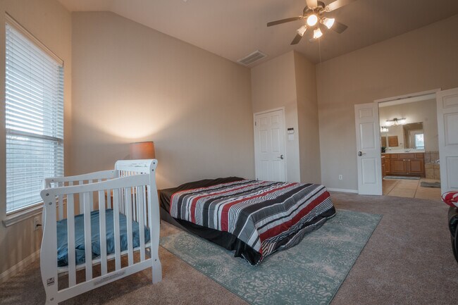 Building Photo - 917 Cavalry Ride Trail