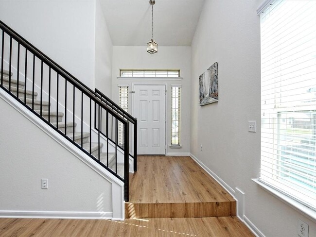 Building Photo - 316 Potters Peak Way