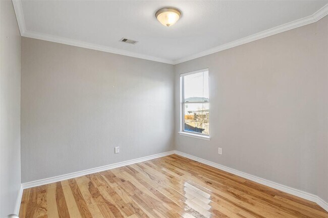 Building Photo - 12050 Mallard Stream Ct