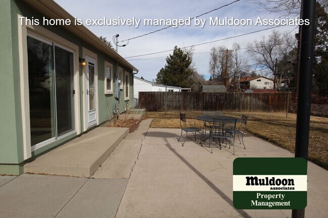 Building Photo - Beautiful Rancher with everything on one level