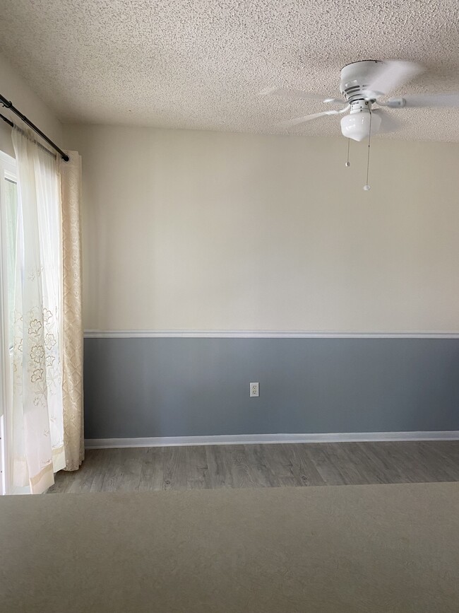 Building Photo - 610 Windrush Bay Dr