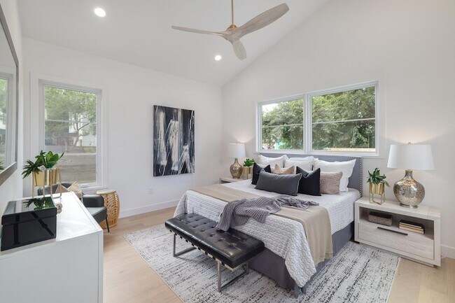 Building Photo - 1703 Piedmont Ave