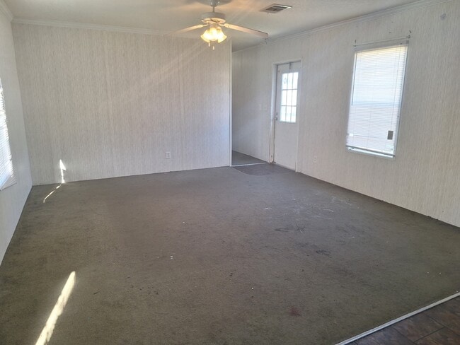 Building Photo - 1134 Kelly Dr