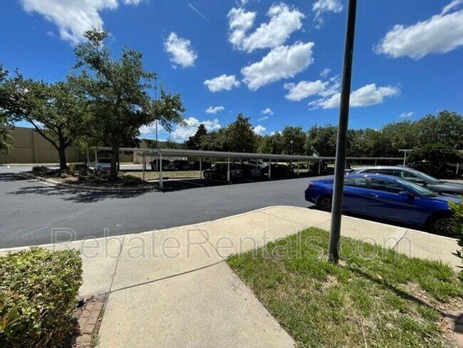 Building Photo - 7801 Point Meadows Dr