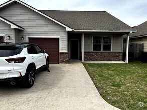 Building Photo - 21443 W Wallis Dr