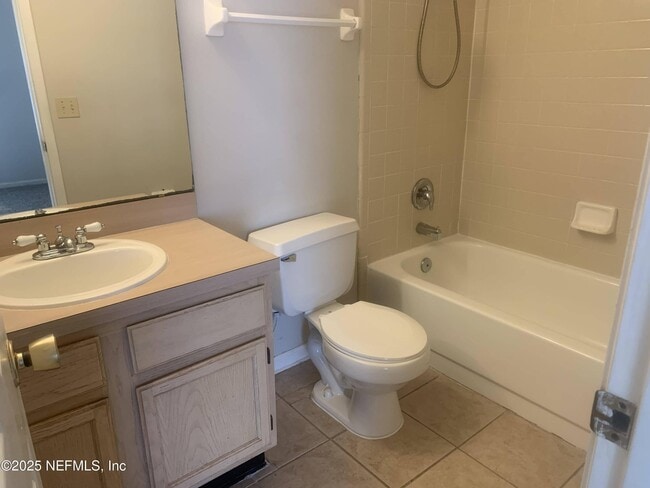 Building Photo - 7630 Leafy Forest Way