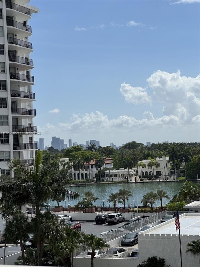 Building Photo - 5701 Collins Ave