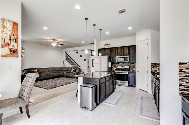Building Photo - 728 Marbella Vista Way