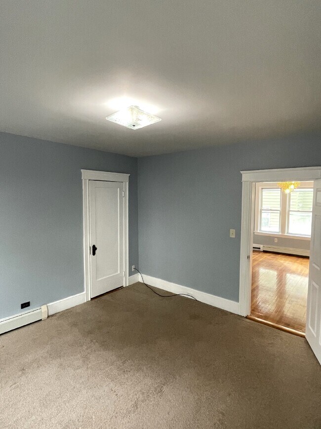 Building Photo - "Charming 3-Bedroom Apartment in Worcester...