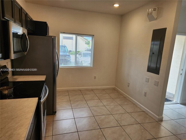 Building Photo - 2944 NW 180th St