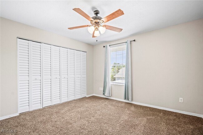 Building Photo - 6156 Lakefront Dr