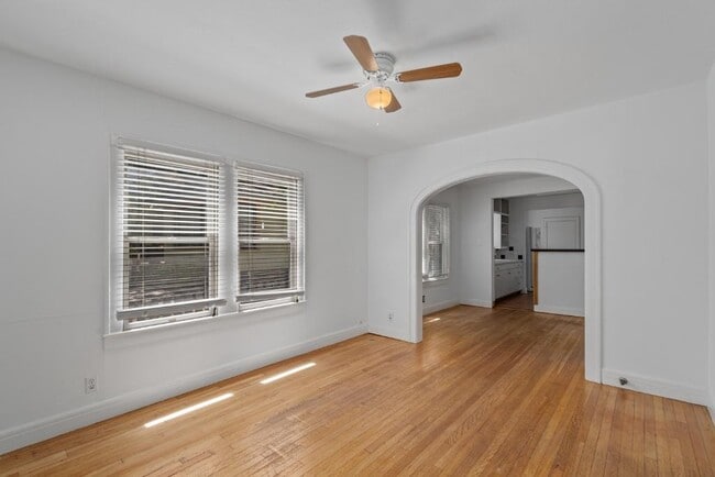 Building Photo - 1500 Newning Ave