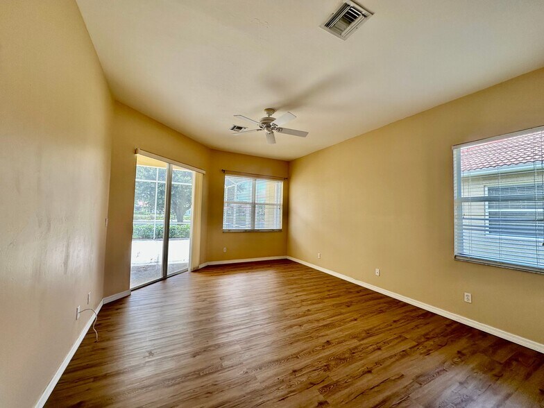 Building Photo - 14511 Jekyll Island Ct