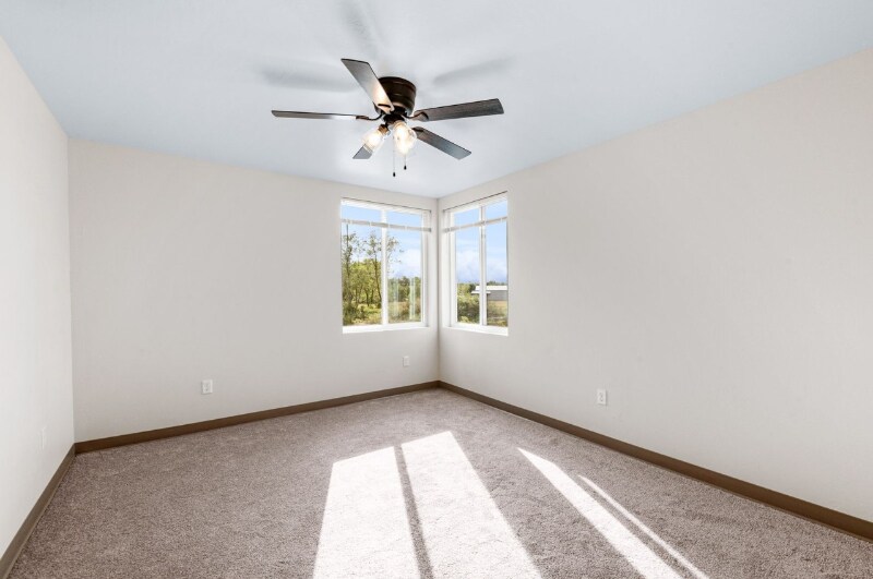 Building Photo - 352 Deschane Ave