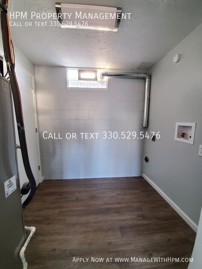 Building Photo - 2513 Zircon St NE