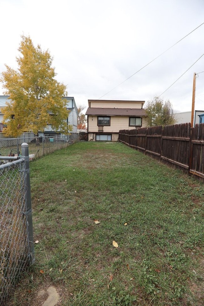 Building Photo - 257 Canby St