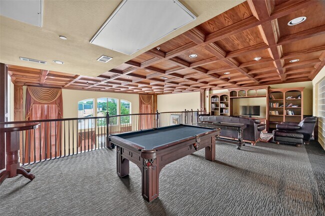 Building Photo - 7575 Kirby Dr
