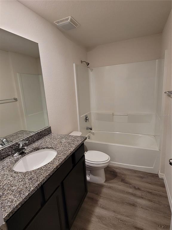 Building Photo - 12007 Henley Ave