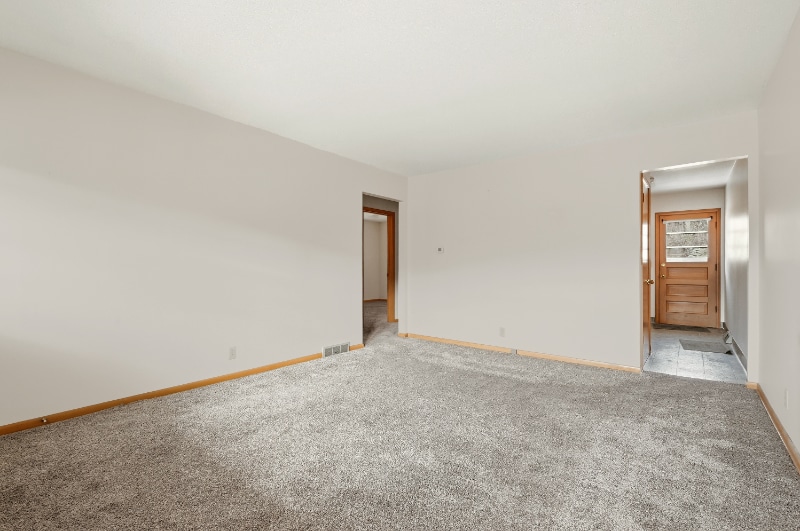 Building Photo - 171 Skyline Dr