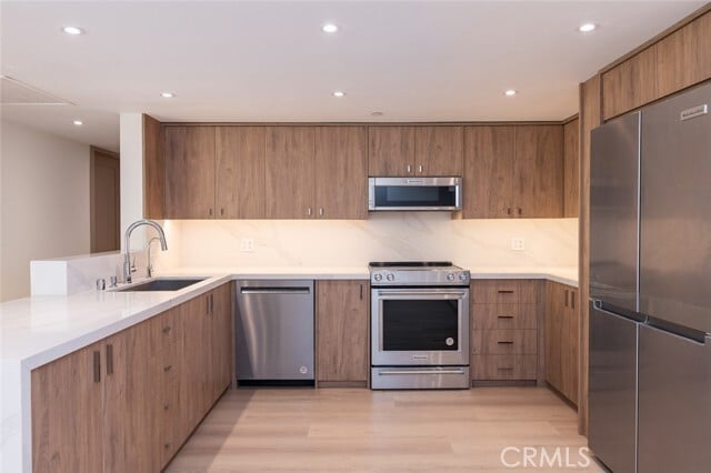 Building Photo - 345 Pioneer Dr