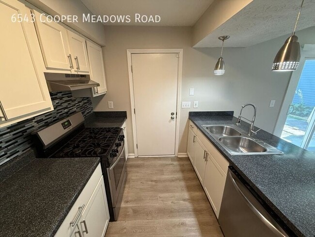 Building Photo - 6543 Cooper Meadows Rd