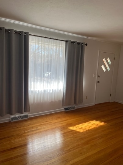 Building Photo - 8 Oakland St