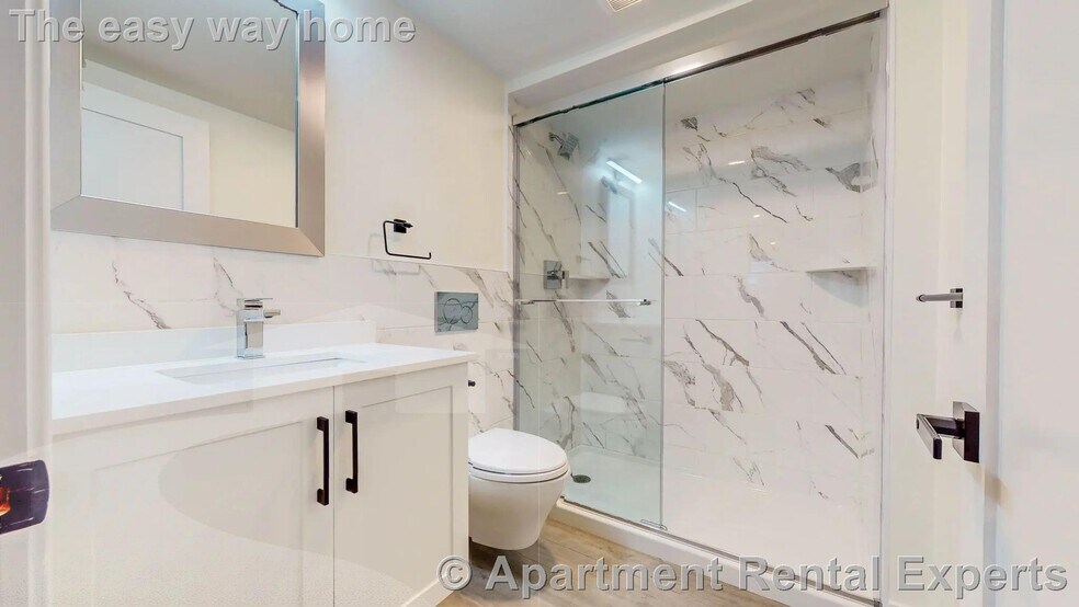 Building Photo - 132 Sherman St