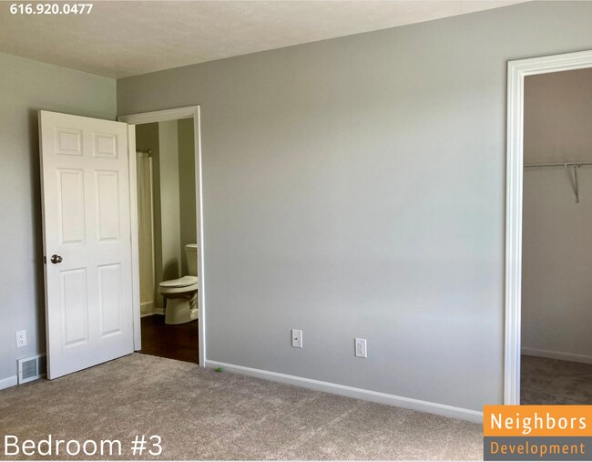 Building Photo - 5425 Rivertown Cir SW