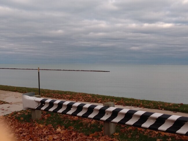 1 Block East - 1530 Wisconsin Ave