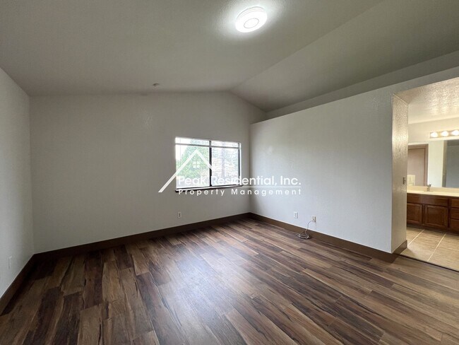 Building Photo - 5205 Efthemia Way