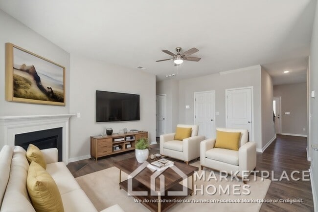 Building Photo - 9936 Brawley Ln