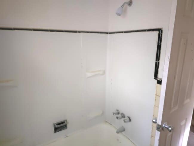 Building Photo - 16073 Tacoma St