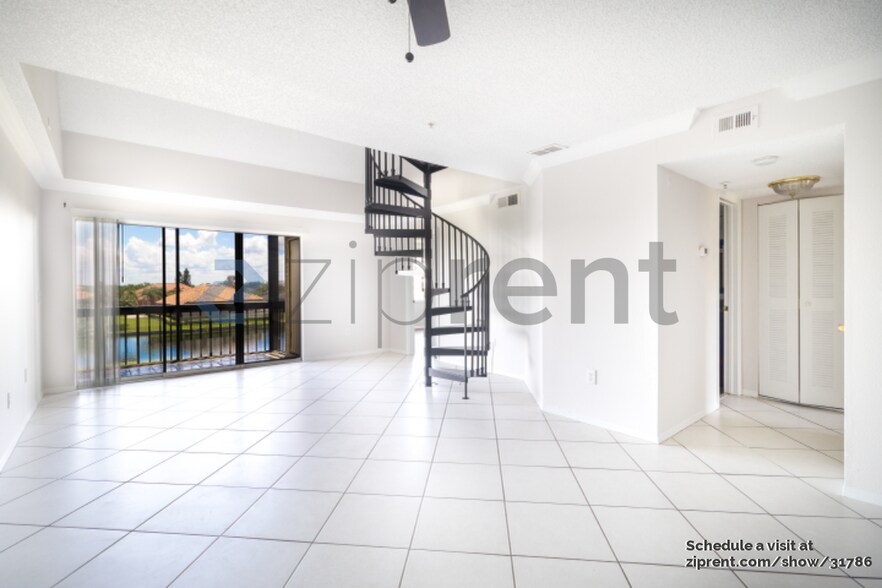 Building Photo - 2400 Feather Sound Dr