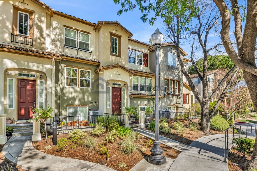 Building Photo - 508 Solomon Ter