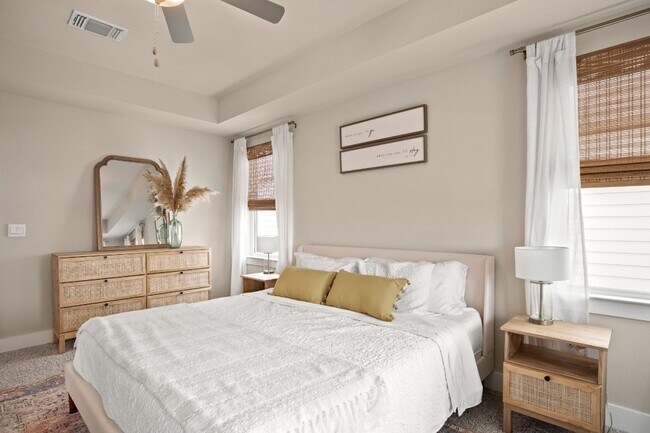 Building Photo - 7400 Travertine Spring Dr