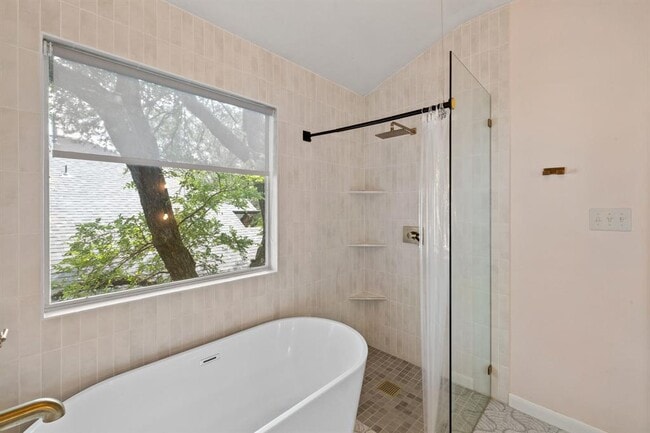 Building Photo - 12761 Council Bluff Dr