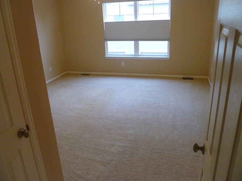 Main Bedroom - 3009 Rock Creek Dr