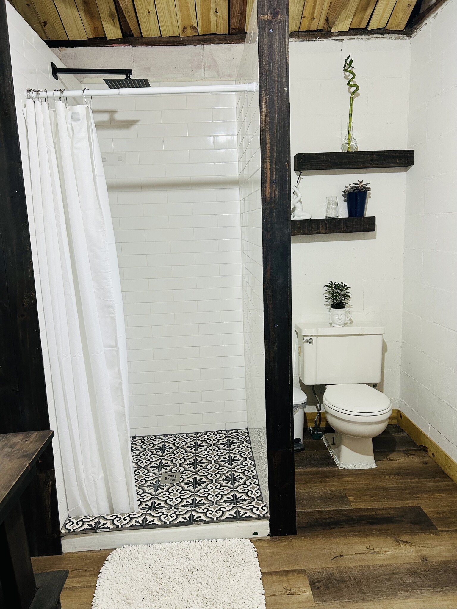Building Photo - 4339 Tiny Ln