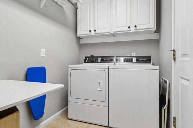 Building Photo - 7 Longleaf Ct