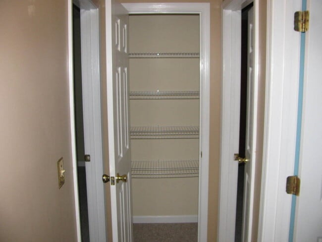 Building Photo - 1008 Ironwood Ct