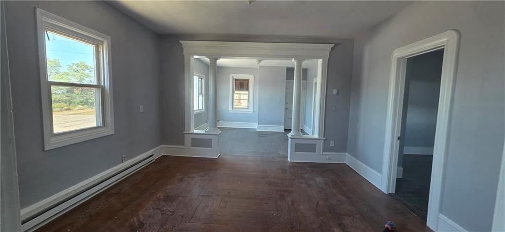 Building Photo - 62 Main Rd