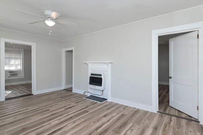 Building Photo - Beautiful historic home for rent in The Av...