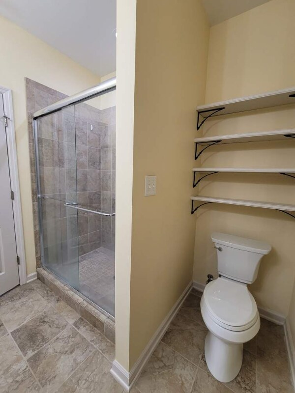 Building Photo - 5833 Kindley Dr