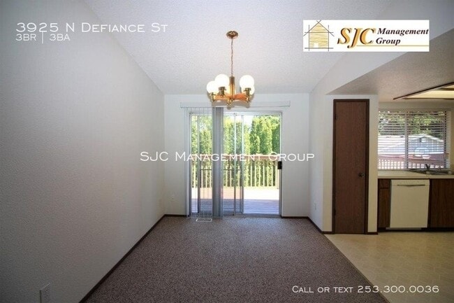 Building Photo - Split level home for rent in North Tacoma.