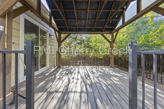 Building Photo - 18647 E Vassar Dr